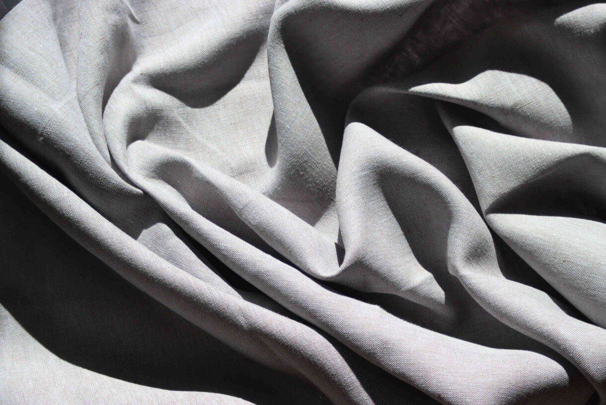 Titanium Micro Chip Chambray Linen – Neutral Lightweight Fabric Titanium and Micro Chip chambray linen fabric, lightweight and breathable in two-tone neutral grey