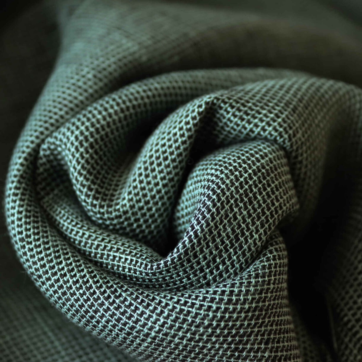 Seafoam Micro-Check Linen Fabric – 160gsm Soft Green Linen Seafoam micro-check linen fabric, 160gsm lightweight and breathable natural textile