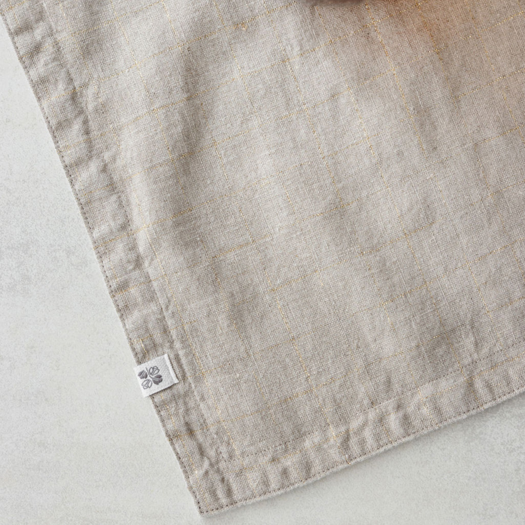 Placemat - golden grids (3)