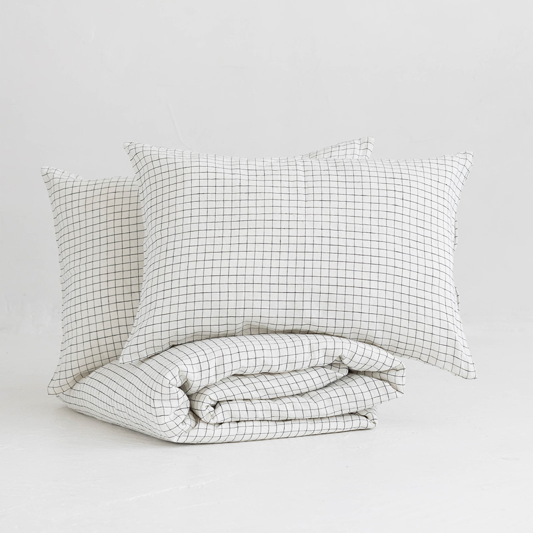 SET-White grid duvet cover set