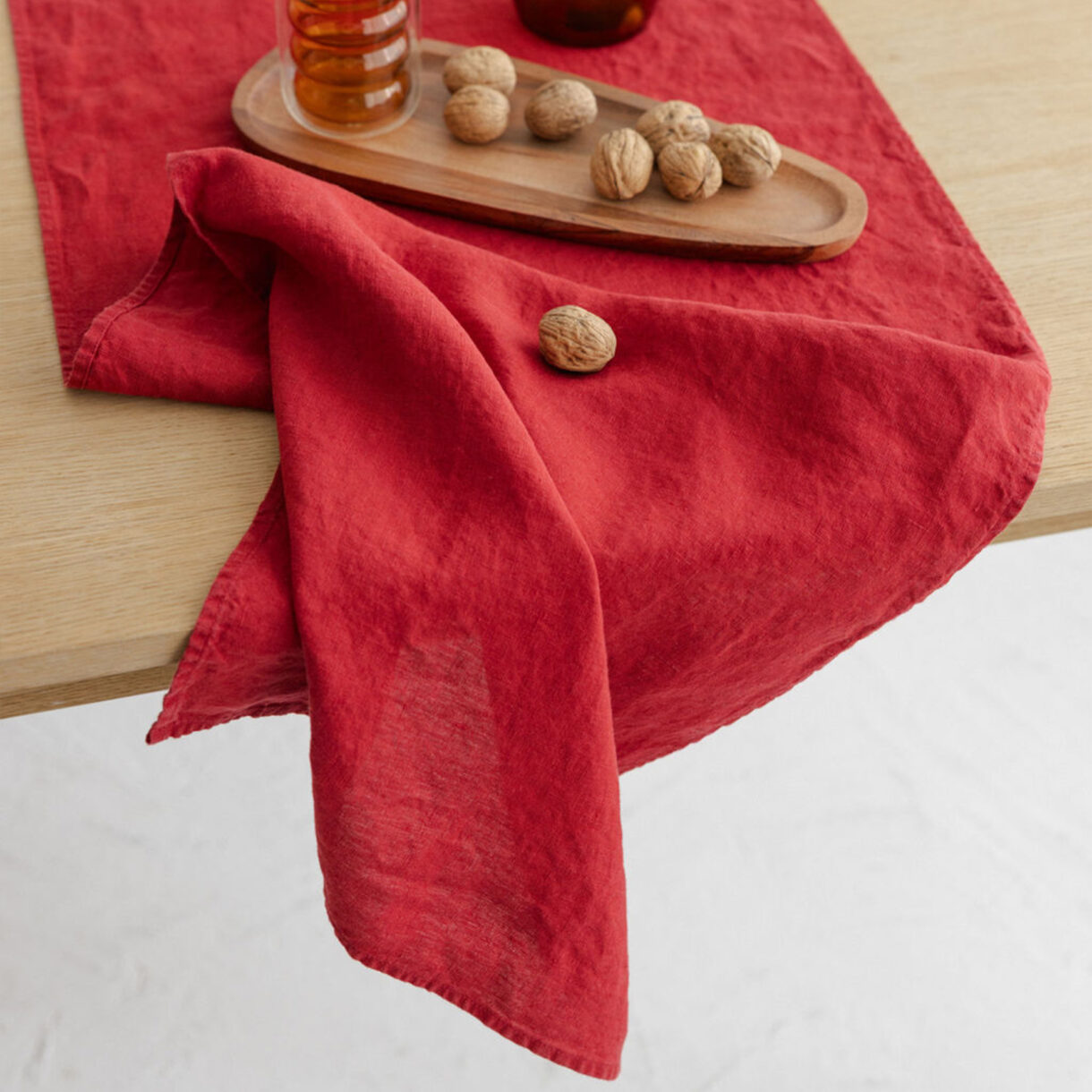 Table runner - cranbery (2)
