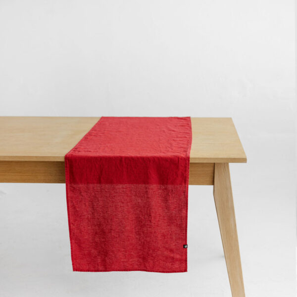 Table runner - cranbery (4)